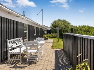 Holiday Home Hariet - 300m from the sea by Interhome
