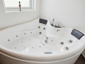 Holiday Home Henryk - 75m from the sea by Interhome