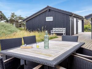 Holiday Home Lennart - 300m from the sea by Interhome