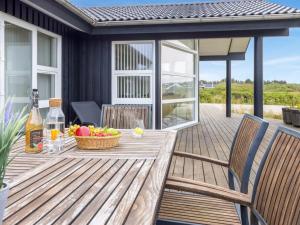 Holiday Home Lennart - 300m from the sea by Interhome
