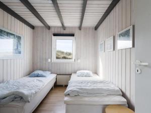 Holiday Home Merta - 150m from the sea by Interhome