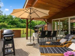 Holiday Home Mauri - from the sea by Interhome