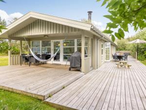 Holiday Home Yngve - 1-2km from the sea by Interhome