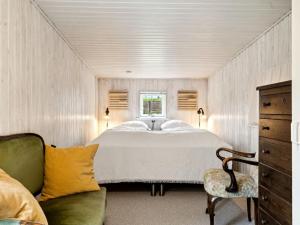 Holiday Home Antonie - 700m from the sea by Interhome