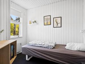 Holiday Home Aldina - 400m to the fjord by Interhome