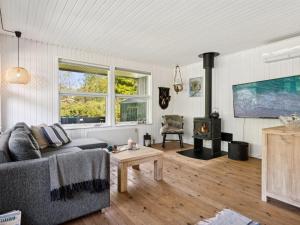 Holiday Home Aldina - 400m to the fjord by Interhome