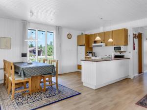 Holiday Home Fiallar - 3-2km from the sea by Interhome
