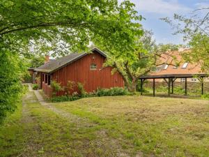 Holiday Home Biergh - 250m from the sea by Interhome