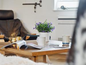 Holiday Home Jenvold - 950m from the sea by Interhome