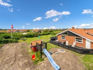 Holiday Home Elviira - 600m from the sea by Interhome