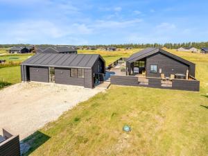 Holiday Home Inola - 1km from the sea by Interhome