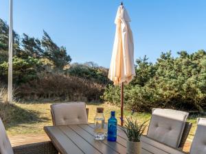 Holiday Home Gundborg - 200m from the sea by Interhome