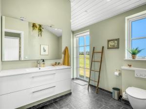 Holiday Home Inola - 1km from the sea by Interhome