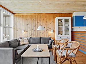 Holiday Home Orpah - 100m from the sea by Interhome