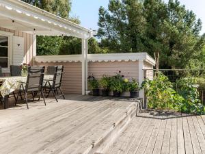 Holiday Home Rosa Huset by Interhome