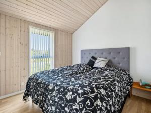 Holiday Home Ilya - 1-7km from the sea by Interhome