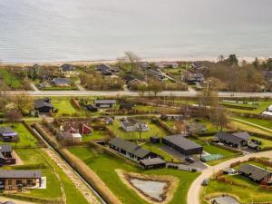 Holiday Home Kato - from the sea by Interhome