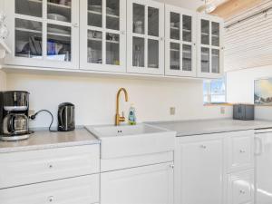 Holiday Home Answald - 10m from the sea by Interhome