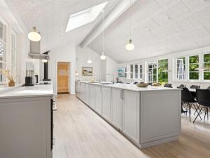 Holiday Home Jalina - 200m from the sea by Interhome