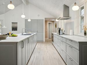 Holiday Home Jalina - 200m from the sea by Interhome