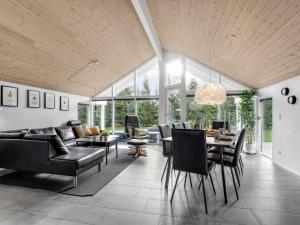 Holiday Home Srebrenka - 900m from the sea by Interhome