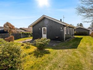 Holiday Home Bara - from the sea by Interhome