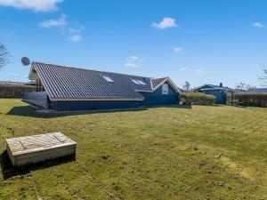 Holiday Home Aika - 450m from the sea by Interhome