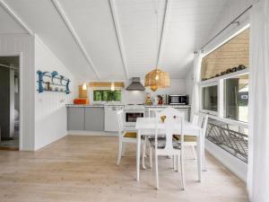 Holiday Home Nnykka - 125m from the sea by Interhome