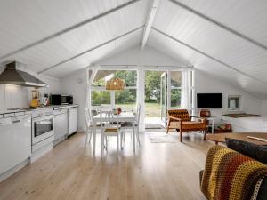 Holiday Home Nnykka - 125m from the sea by Interhome