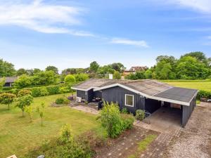 Holiday Home Eweline - 400m from the sea by Interhome