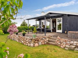 Holiday Home Eweline - 400m from the sea by Interhome
