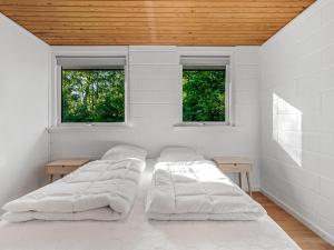 Holiday Home Aamunde - 600m from the sea by Interhome