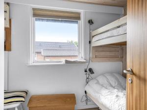 Holiday Home Johan - from the sea by Interhome