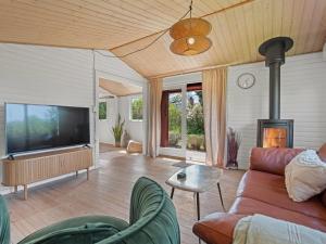 Holiday Home Oona - 700m from the sea by Interhome
