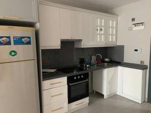 Modern & Fully Equipped flat