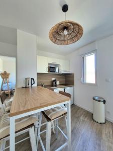 Beautiful apartment with balcony and garden