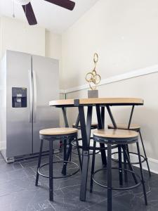 The Harrison Apartments