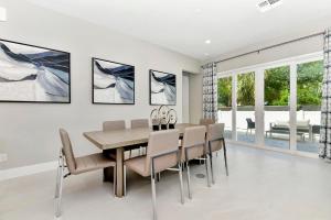 Modern Condo Near Disney With Resort & Waterpark Access - B32-138