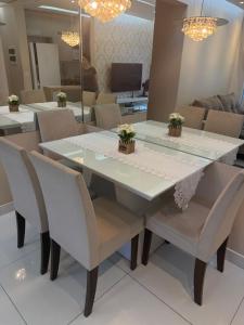 Excelente apartamento de 2 quartos com ótima localização