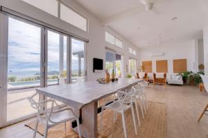 Casa Vida Breathtaking Oceanview Villa