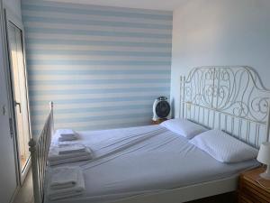 Precioso apartamento en primera linea de mar Beautiful apartment on the first line of the sea