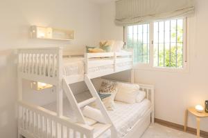 Blue Moon House Costa Ballena by Sanlúcar Housing