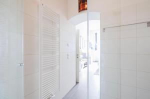 Large Modern City Apartment