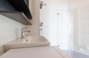 Large Modern City Apartment