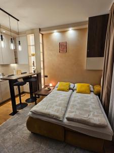 Aurora Lux Apartmani studio 18