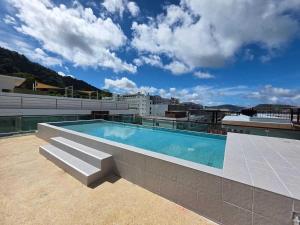 Penthouse 3 bedrooms with sea view and pool - Privilege residence