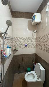 Independent house Prime location