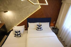 Chic & Stylish Studios near Cebu IT Park - Pool, Gym, Sauna