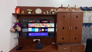 Independent house at prime location