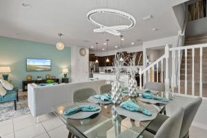 Spacious 5BR Villa with Private Pool near Disney